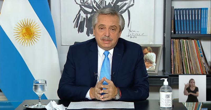 El presidente hizo los anuncios este miércoles a la noche