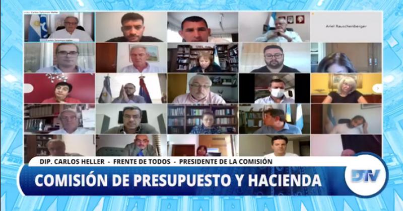 Mediante videoconferencia estuvieron presentes Roberto Arias y Mercedes Marcó del Pont