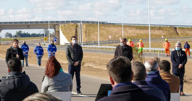 Inauguraron la circunvalacioacuten de la Autopista