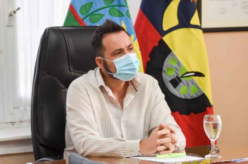 El intendente de Chacabuco Víctor Aiola