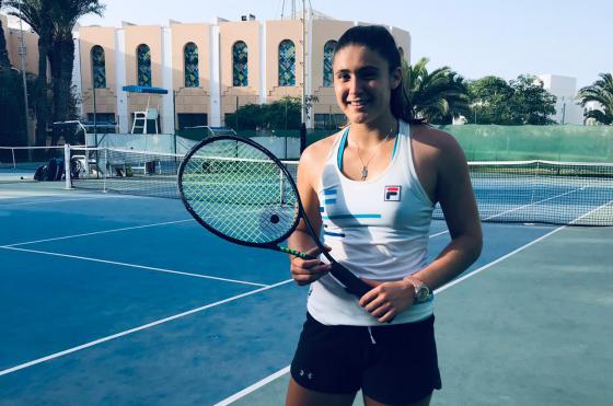 Julia Riera avanza en dos frentes- est� en cuartos en singles y es semifinalista en dobles