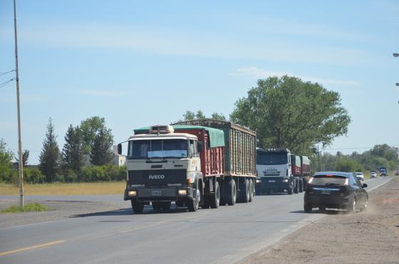 La densidad población y el creciente tr�nsito demandan una respuesta urgente para el cruce de rutas Nº 188 y Nº 32 en la zona norte