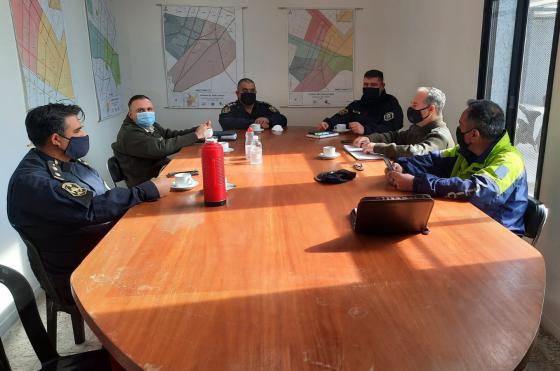 Representantes de varias fuerzas de seguridad se reunieron en la sede de la Estación Policial Pergamino