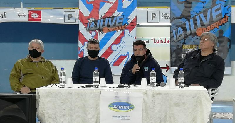 Alejandro Cocco Gustavo Gennero Germ�n Villegas y Ricardo Molinari durante el anuncio de la inauguración de El Doradito 