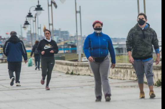 Desde este viernes 1º de octubre el barbijo dejar� de ser obligatorio para su uso al aire libre siempre y cuando no haya otras personas en contacto cercano