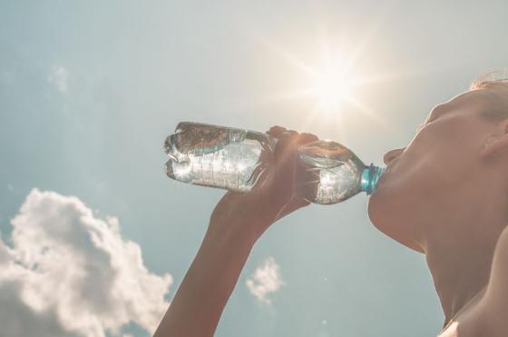 Piden extremar los cuidados para evitar golpes de calor en las personas 
