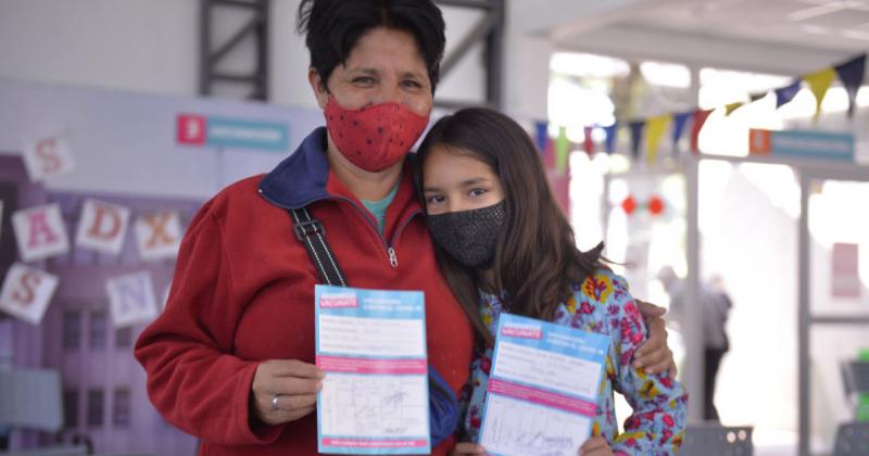  Sin necesidad de turnos ni inscripción ser� libre la primera dosis de la vacuna  a mayores de tres años