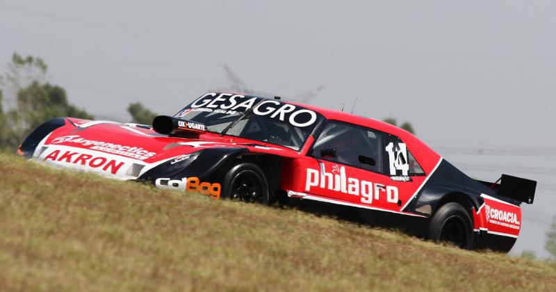 Alfonso Domenech tuvo su estreno con el Chevrolet rojinegro del equipo Las Toscas Racing