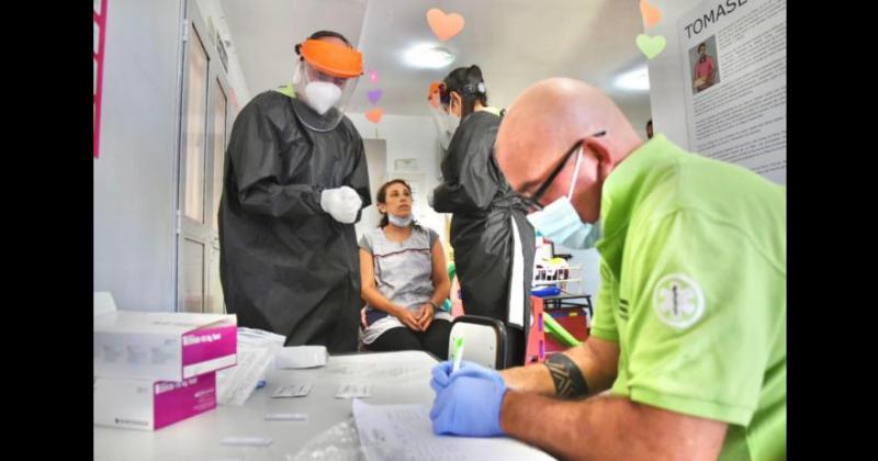 Provincia cambió criterios de testeo y solo se hisopar� a mayores de 60 embarazadas y con factores de riesgo