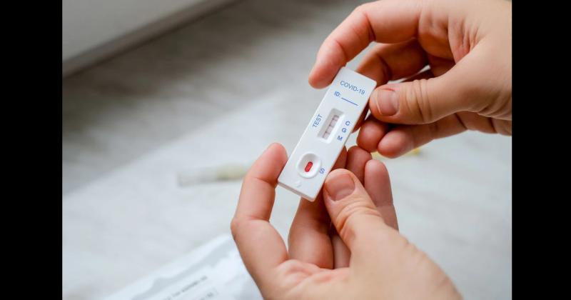 Los test de autoevalución para la detección del coronavirus fueron aprobados en los primeros días del año por la Anmat