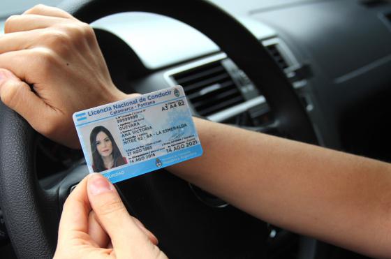 Quienes tengan la licencia vencida con anterioridad al 2022 deber�n tramitar un turno a través de la p�gina web municipal