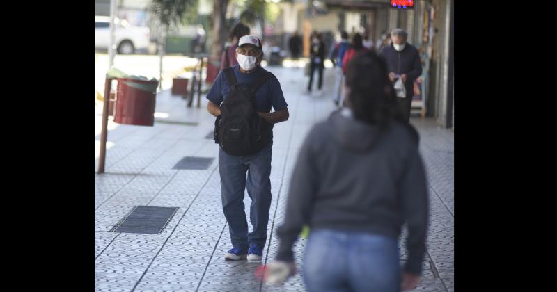 Los casos de contagio de Covid descienden bruscamente desde que comenzó la vacunación