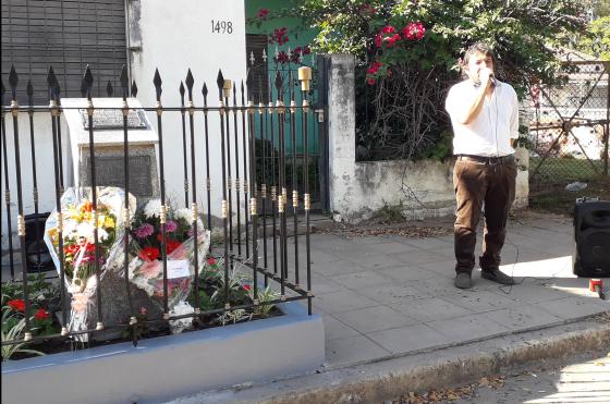  En el monolito que recuerda a Fernando Esquivel se ubicar�n ofrendas florales