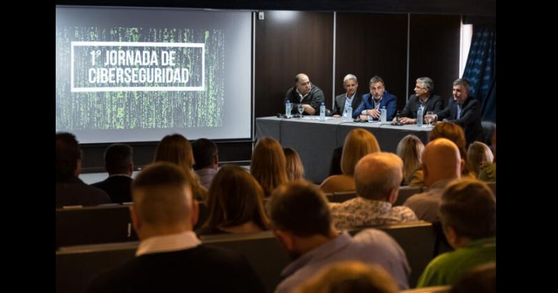 En la jornada se abordó el mundo del cibercrimen un delito que no tiene fronteras