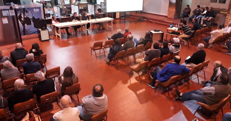 Asamblea extraordinaria de la Celp- se aproboacute la cuota para mejoras y la reforma del estatuto
