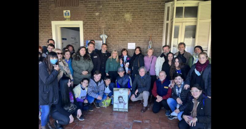 El homenaje y reconocimiento a Luis Ceccón fue en la nueva sede de la Comisaría Primera