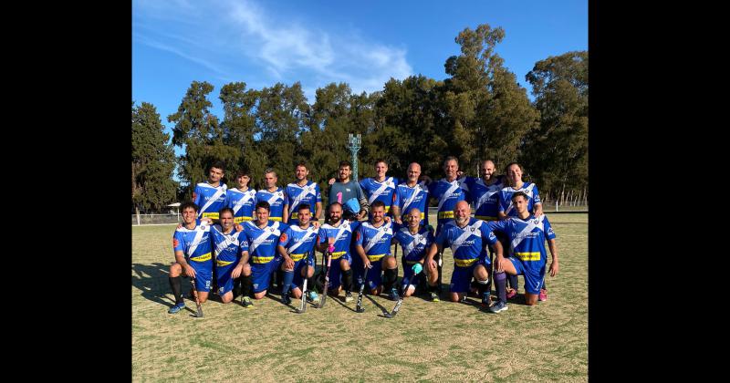 Viajantes volvió a ganar y marcha en la punta del torneo de hockey masculino