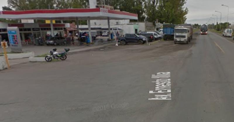 Un playero de la Axión de avenida Illia y ruta Nº 8 fue asaltado a mano armada