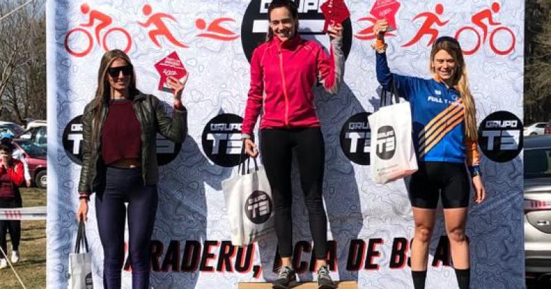 Nuevo podio para Brenda Bernard- finalizoacute tercera en el Duatloacuten de Baradero