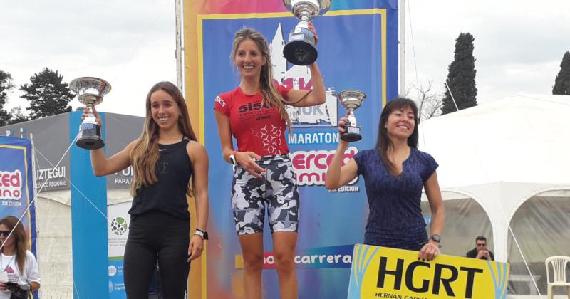 Fiorella Caviglia Brenda Bernard y Mariana Aragón el podio de la general de damas