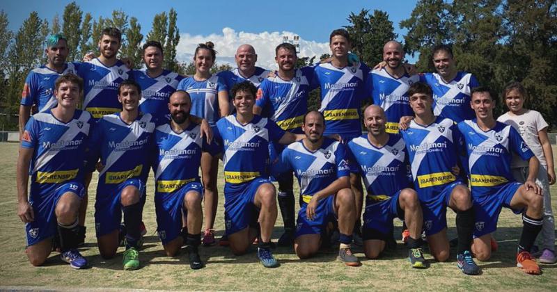  Viajantes va por el título en el torneo de hockey en primera división de hombres