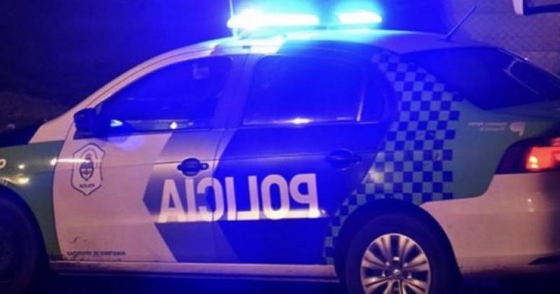 Víctimas de violencia de género podr�n pedir un móvil policial con el botón antip�nico