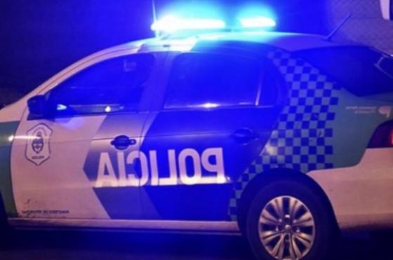 Víctimas de violencia de género podr�n pedir un móvil policial con el botón antip�nico