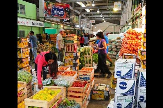 En frutas y verduras los incrementos son constantes y faltan productos de calidad