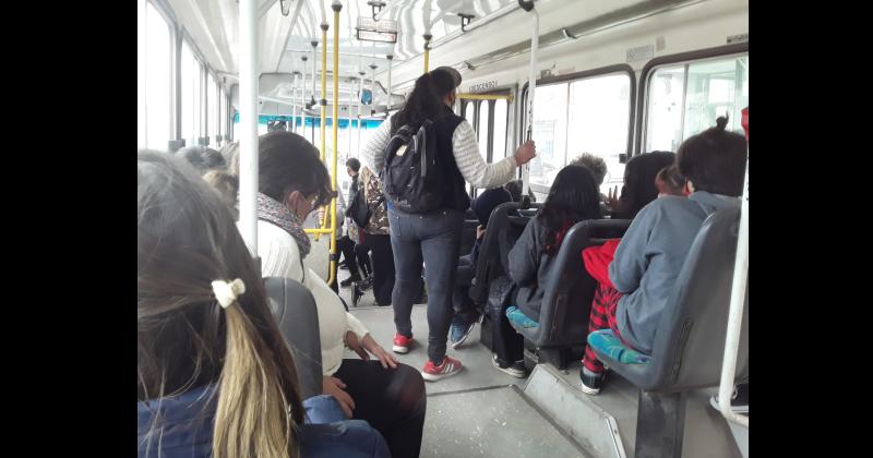Durante esta semana estarían resolviendo la demanda del servicio de colectivos para que llegue a la Ecana