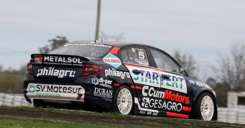 Alfonso Domenech debutó con el Fiat Tipo Pese a lo largar la final el auto tuvo un buen funcionamiento