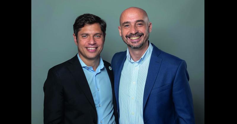 Maximiliano Brajer junto al actual gobernador y precandidato a renovar el cargo Axel Kicillof