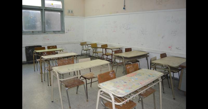 Apenas termine el acto comicial habr� personal para dejar las escuelas en condiciones de dictar clases