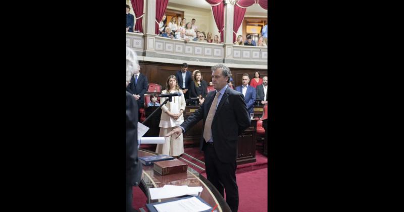 Los pergaminenses juraron en el recinto de la C�mara de Senadores bonaerense en La Plata