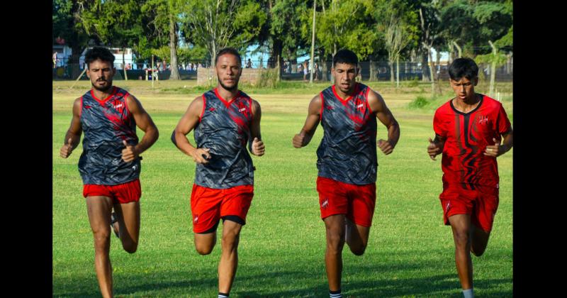 Douglas Haig pondr� fin a la cuarta semana de entrenamientos con un nuevo partido amistoso