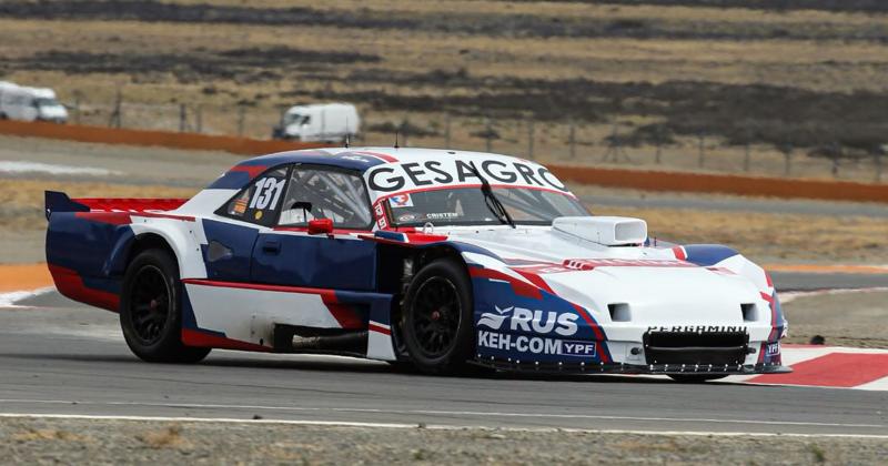  José Rasuk con la Dodge del equipo Di Meglio Motorsport en los entrenamientos no cronometrados del viernes