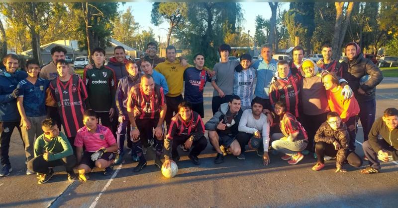 Los equipos de la Escuela Municipal de Deporte Adaptado entrenan dos veces por semana en el Parque Municipal