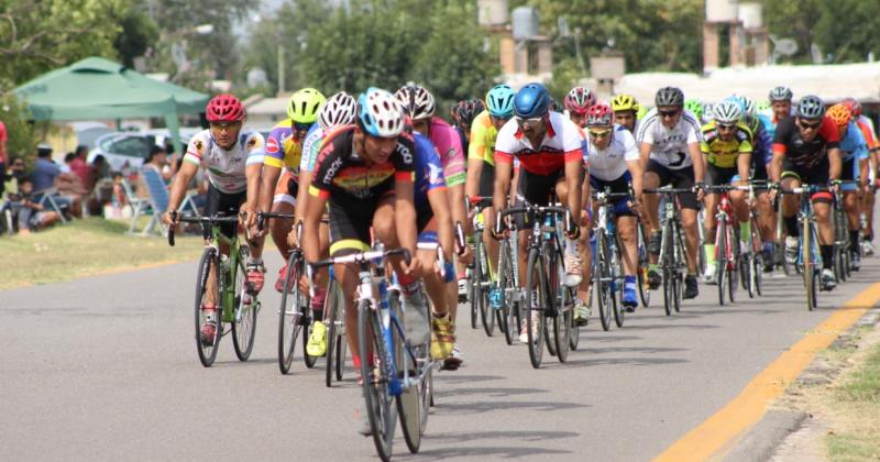 Ciclismo el domingo en El Panoraacutemico- se correraacute el Premio Joseacute Luis Achetta