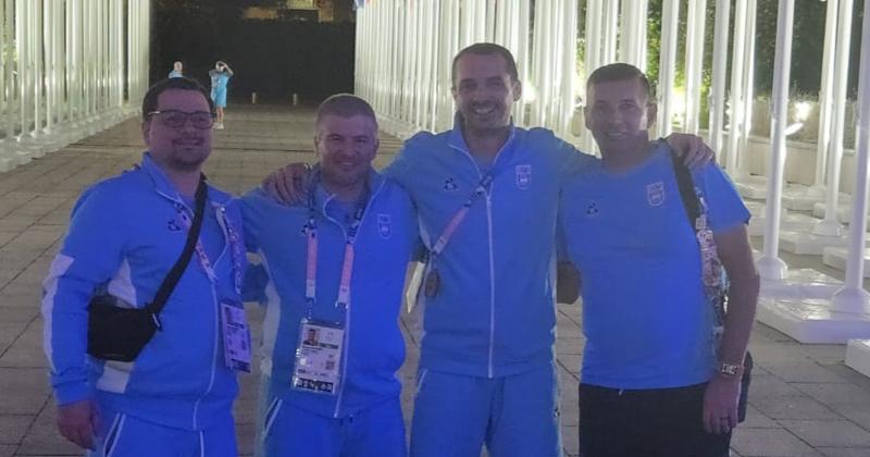 Los pergaminenses Alvaro Rosset y Diógenes Albani junto a Cristian Rold�n y Walter Pérez campeón olímpico en Beijing 2008 y también integrante del COA