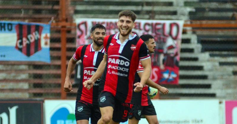 Fabricio Gonz�lez anotó su quinto gol en el Federal A