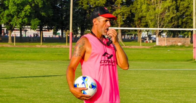 Adri�n Aranda destacó que el plantel est� trabajando muy bien con mucha intensidad y seriedad