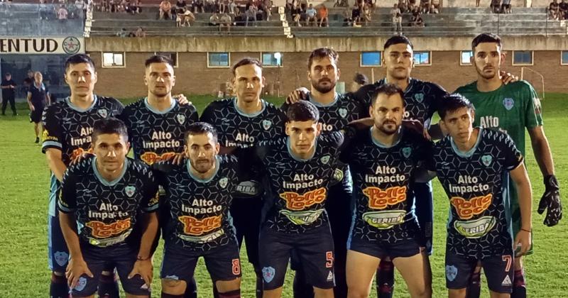 Juventud ir� en busca de los tres puntos ante Racing de Colón para acortar la distancia con la punta