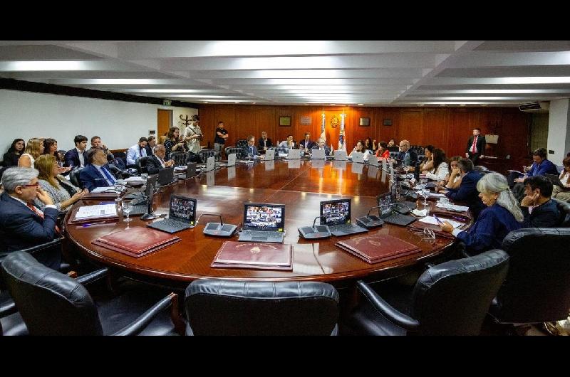 La mayoriacutea de los integrantes del Consejo Acadeacutemico del Consejo de la Magistratura tienen mandato vencido
